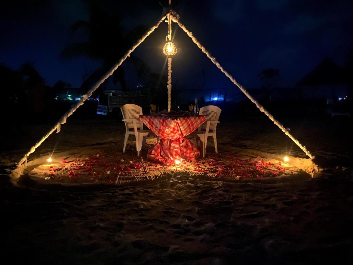 Adroit Beach Inn Guraidhoo  Dış mekan fotoğraf